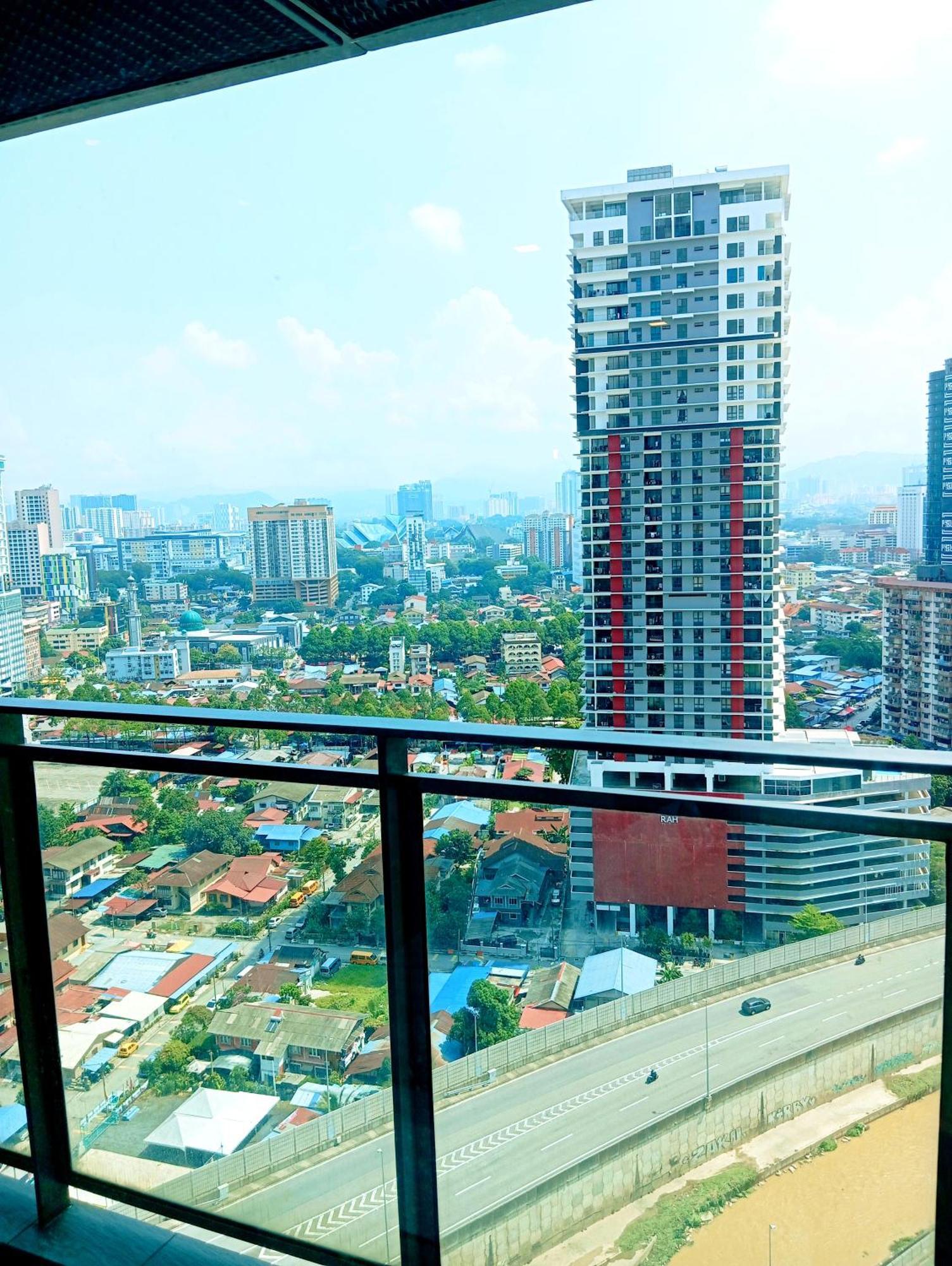 The Summer Suites At Kualalumpur Kuala Lumpur Buitenkant foto